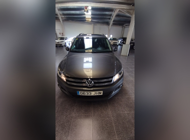 Volkswagen - Tiguan